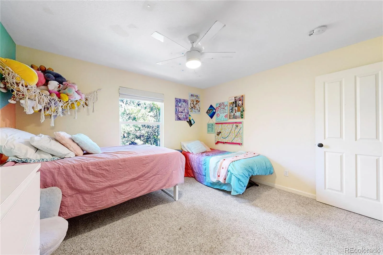 10727 Addison Court Highlands Ranch CO 80126 | MLS #REC4614135 08292026001831 1600 22