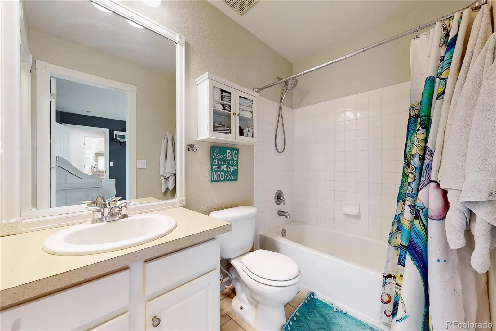 10727 Addison Court Highlands Ranch CO 80126 | MLS #REC4614135 08292026001831 1600 28