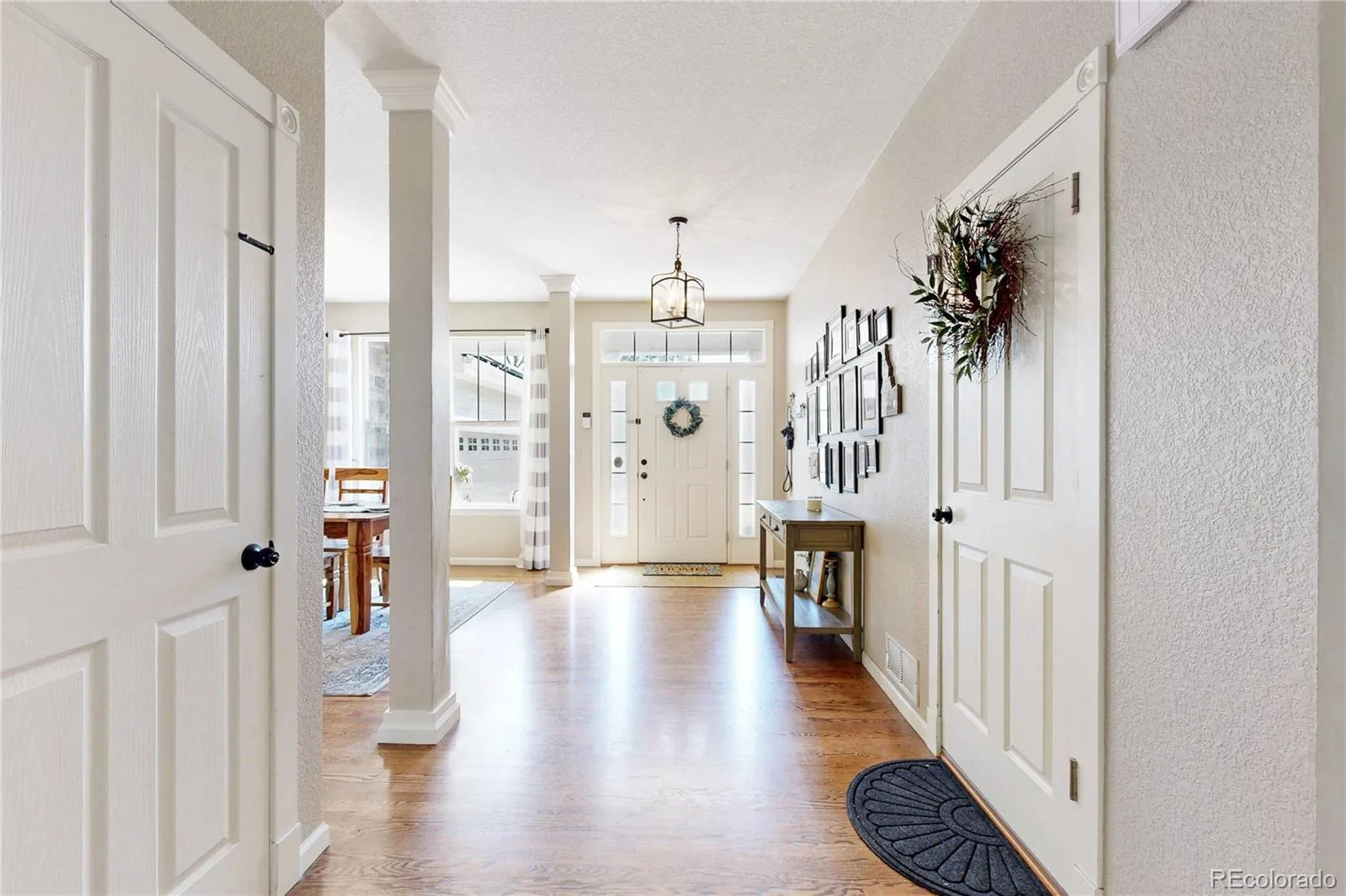 10727 Addison Court Highlands Ranch CO 80126 | MLS #REC4614135 08292026001831 1600 4