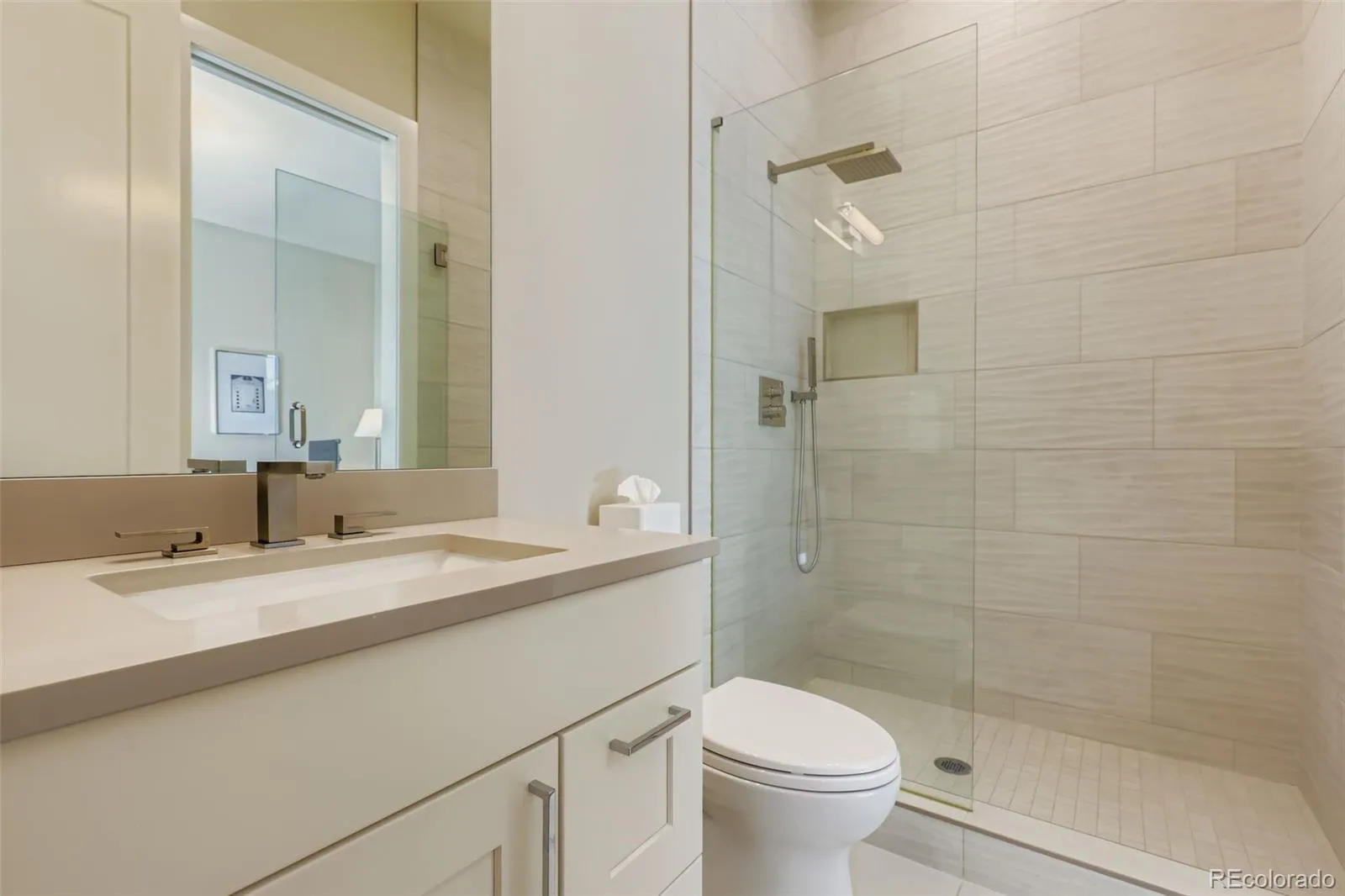 04162026192218 1600 19