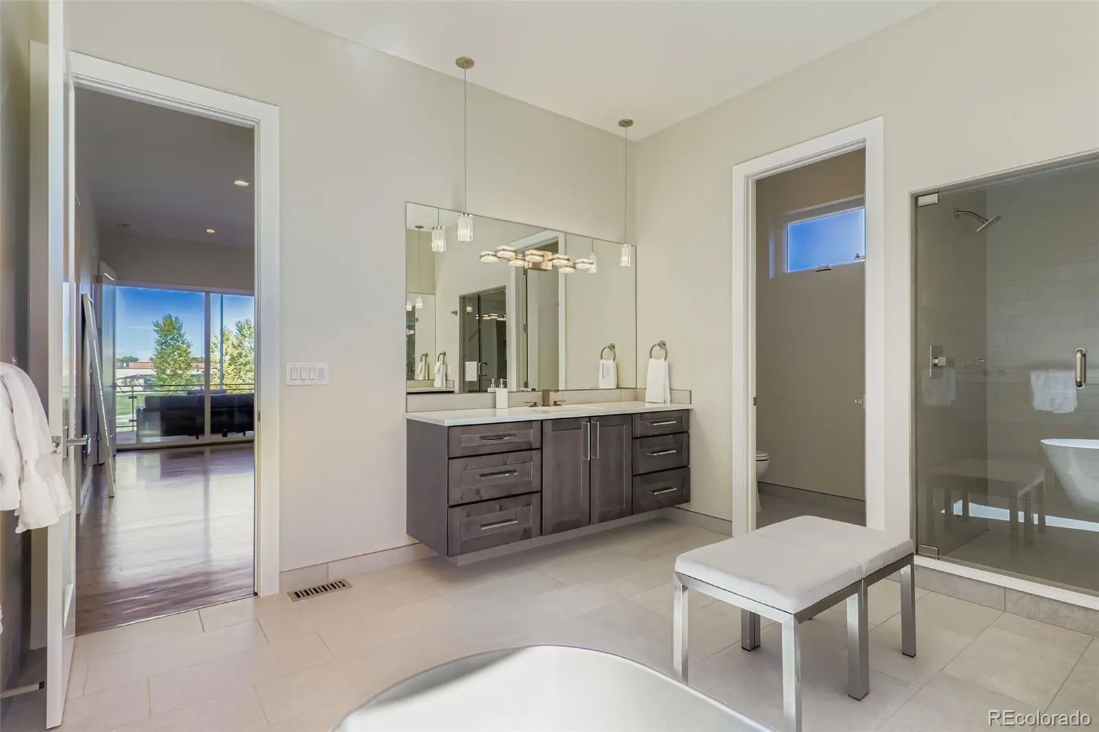 04162026192218 1600 24