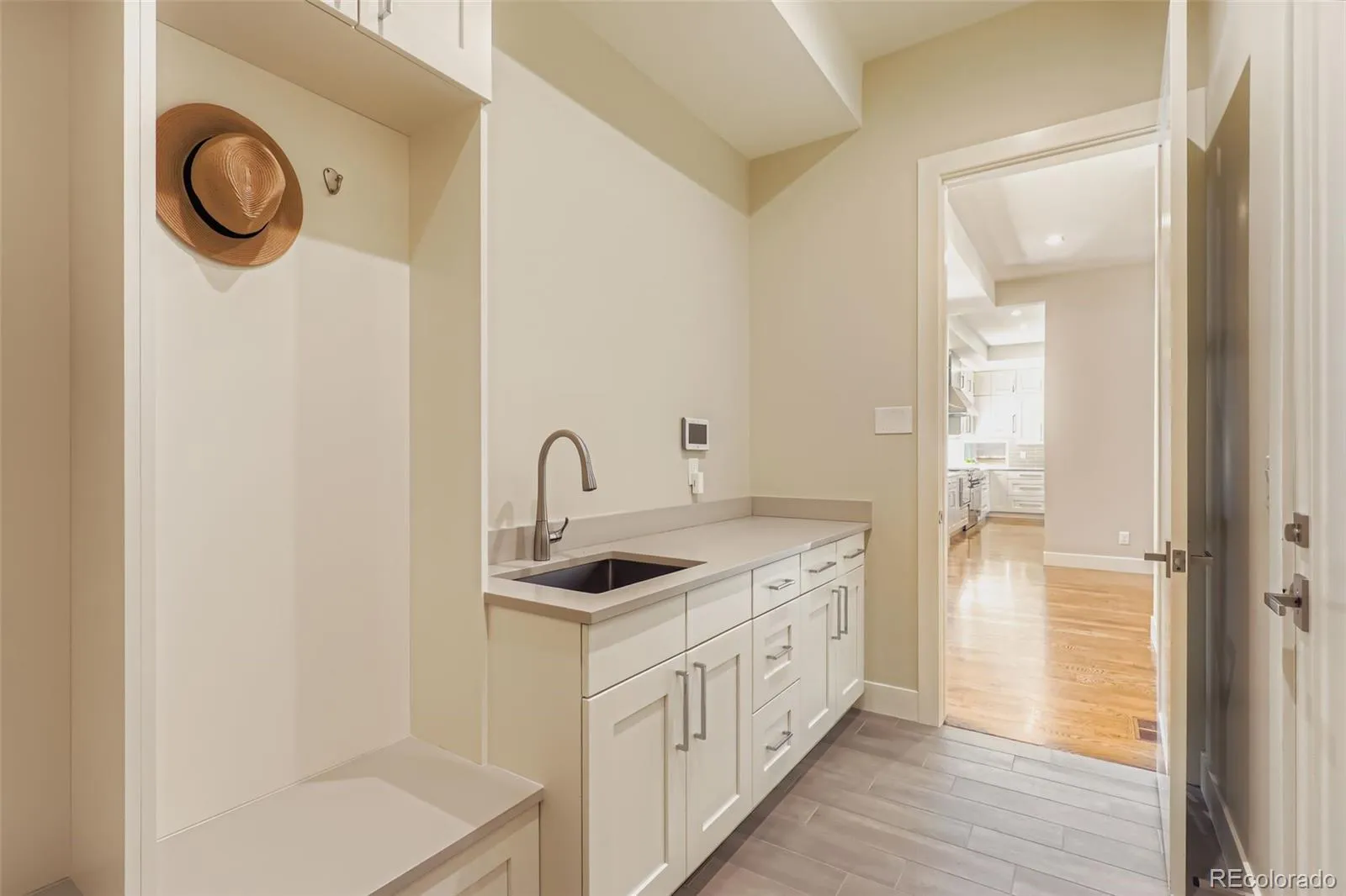 04162026192218 1600 40