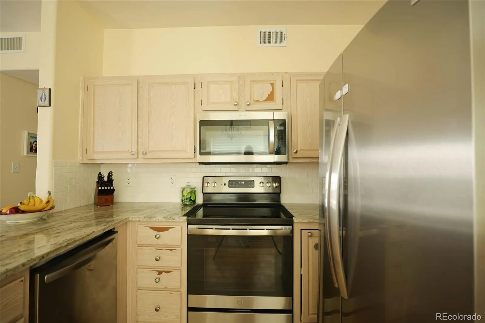 8342 Pebble Creek Way #102 Littleton CO 80126 | MLS #REC4615367 08212026161031 1600 12