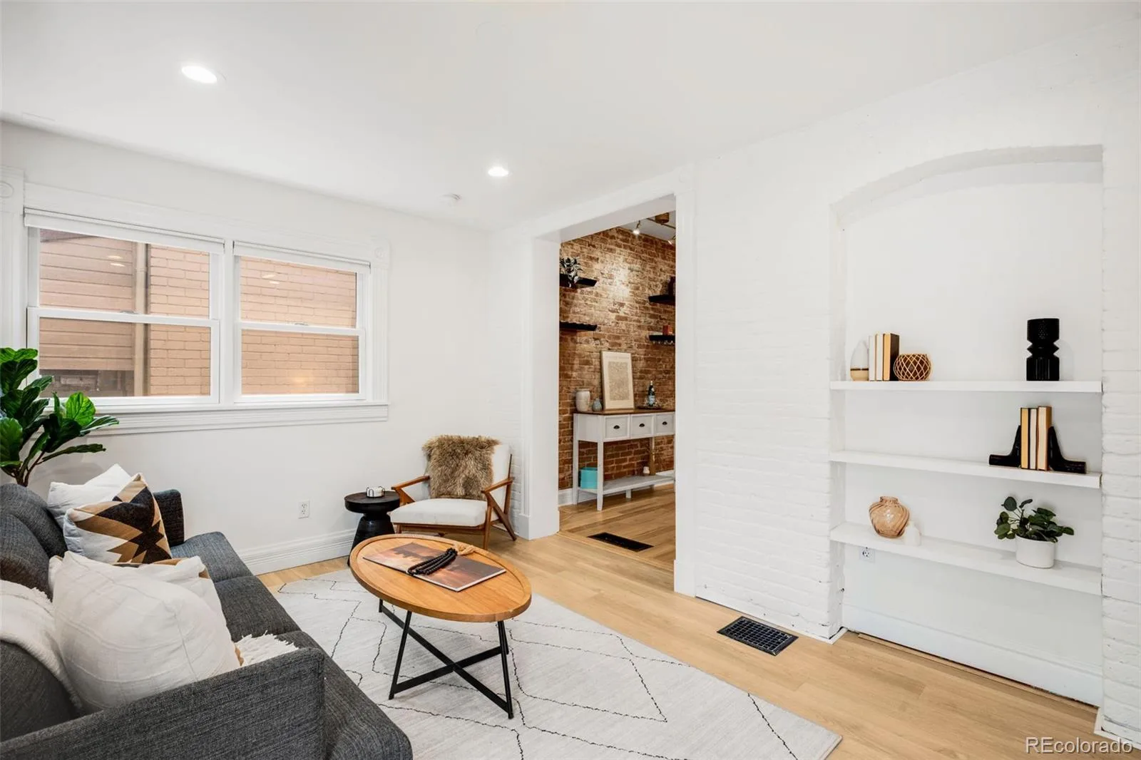 30 S Grant Street Denver CO 80209 MLS #REC4618703 06252026013158 1600 17
