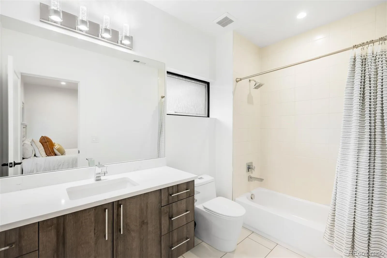 1186 S Gaylord Street Denver CO 80210 MLS #REC4619433 05112026183835 1600 23