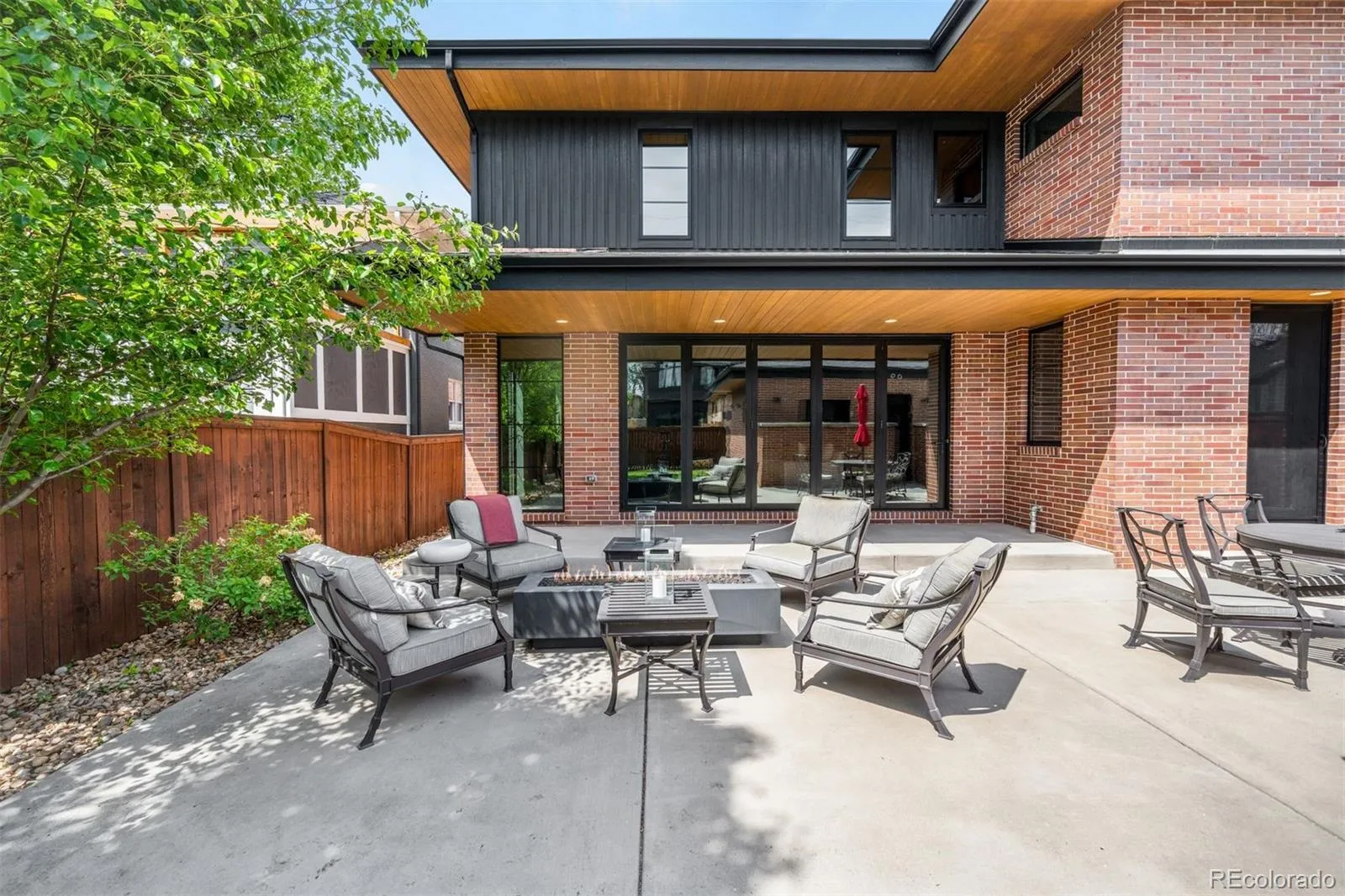 1186 S Gaylord Street Denver CO 80210 MLS #REC4619433 05112026183835 1600 38