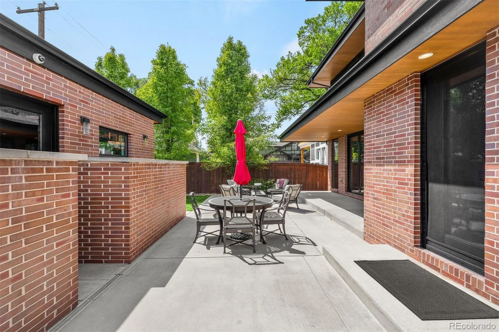 1186 S Gaylord Street Denver CO 80210 MLS #REC4619433 05112026183835 1600 39