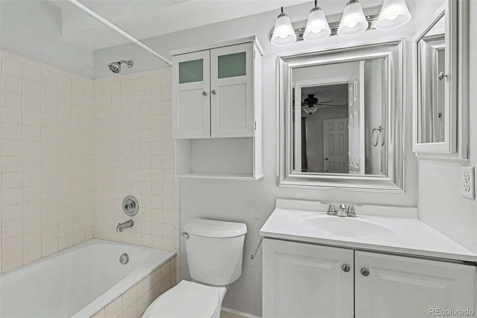 04162026192226 1600 19