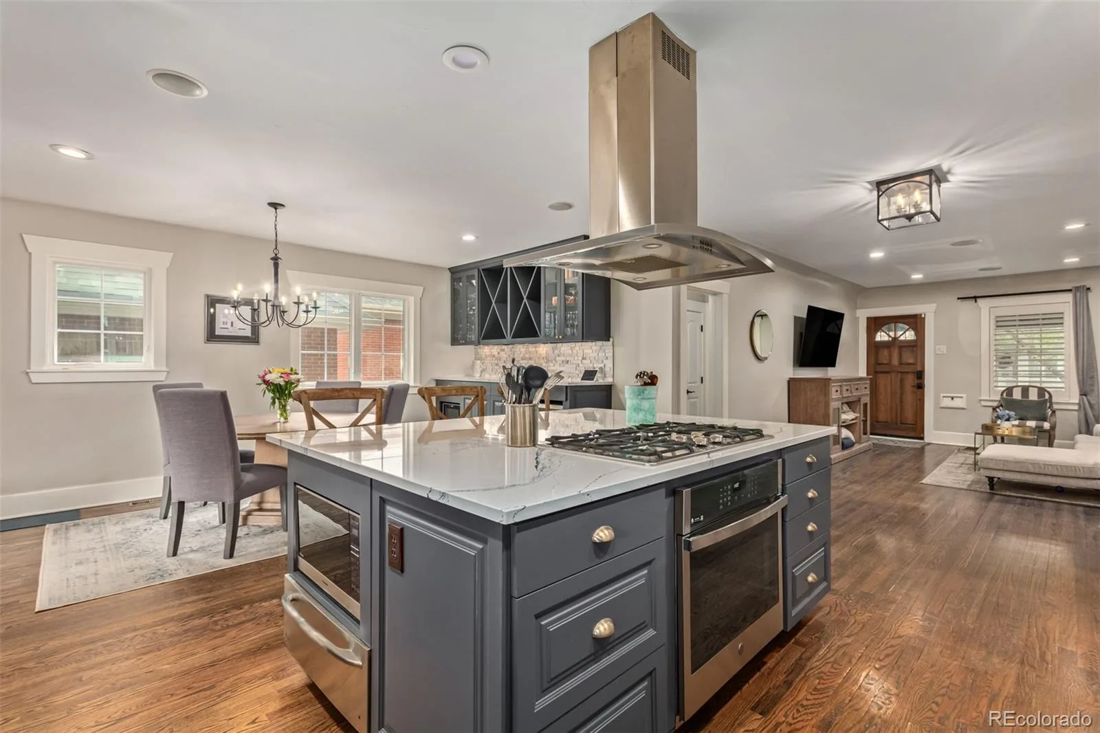 545 S Race Street Denver CO 80209 MLS #REC4621781 06042026152914 1600 11