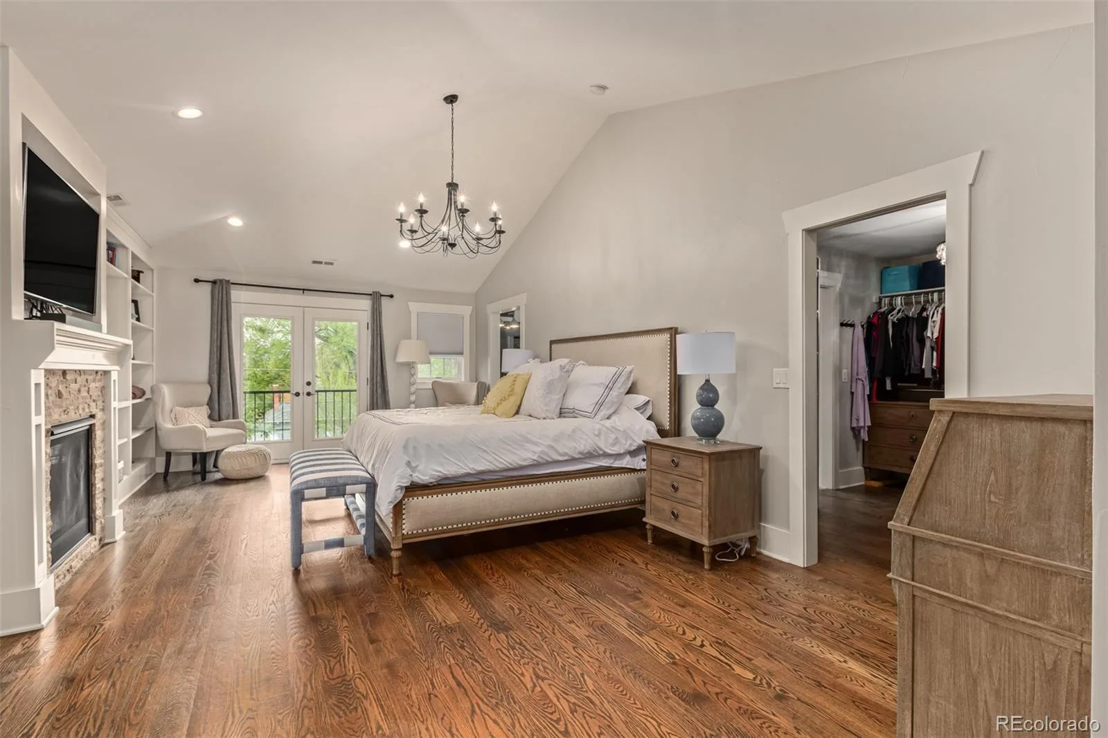 545 S Race Street Denver CO 80209 MLS #REC4621781 06042026152914 1600 21