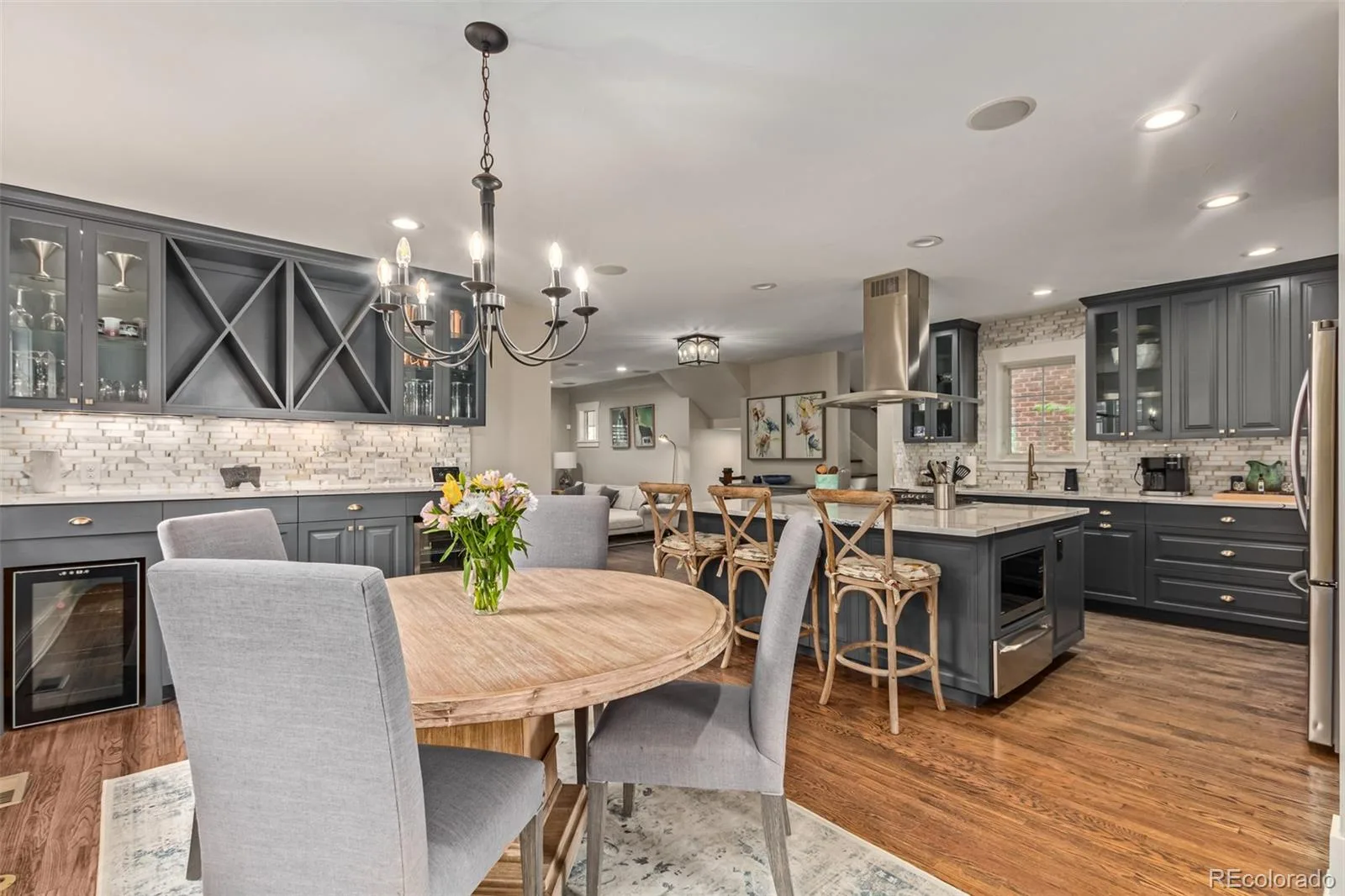 545 S Race Street Denver CO 80209 MLS #REC4621781 06042026152914 1600 7