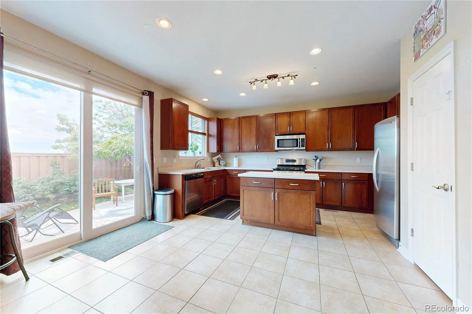 5548 Lewiston Court Denver CO 80239 | MLS #REC4623623 10072026000240 1600 20