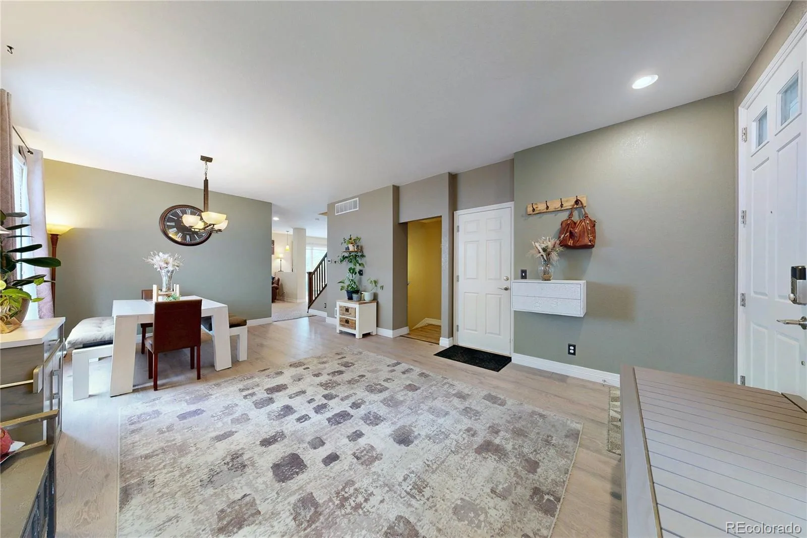 5548 Lewiston Court Denver CO 80239 | MLS #REC4623623 10072026000240 1600 3