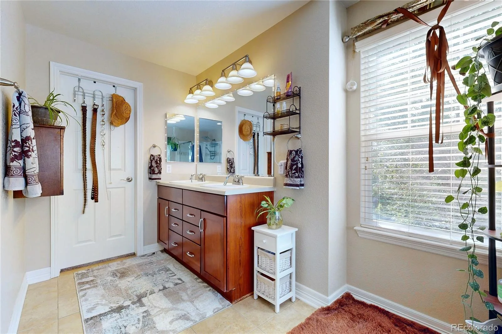 5548 Lewiston Court Denver CO 80239 | MLS #REC4623623 10072026000240 1600 30