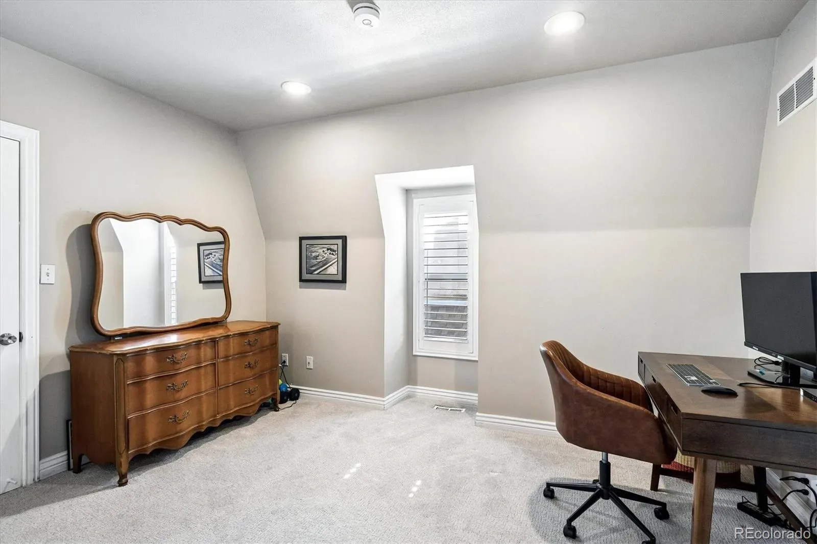 03122026175019 1600 21