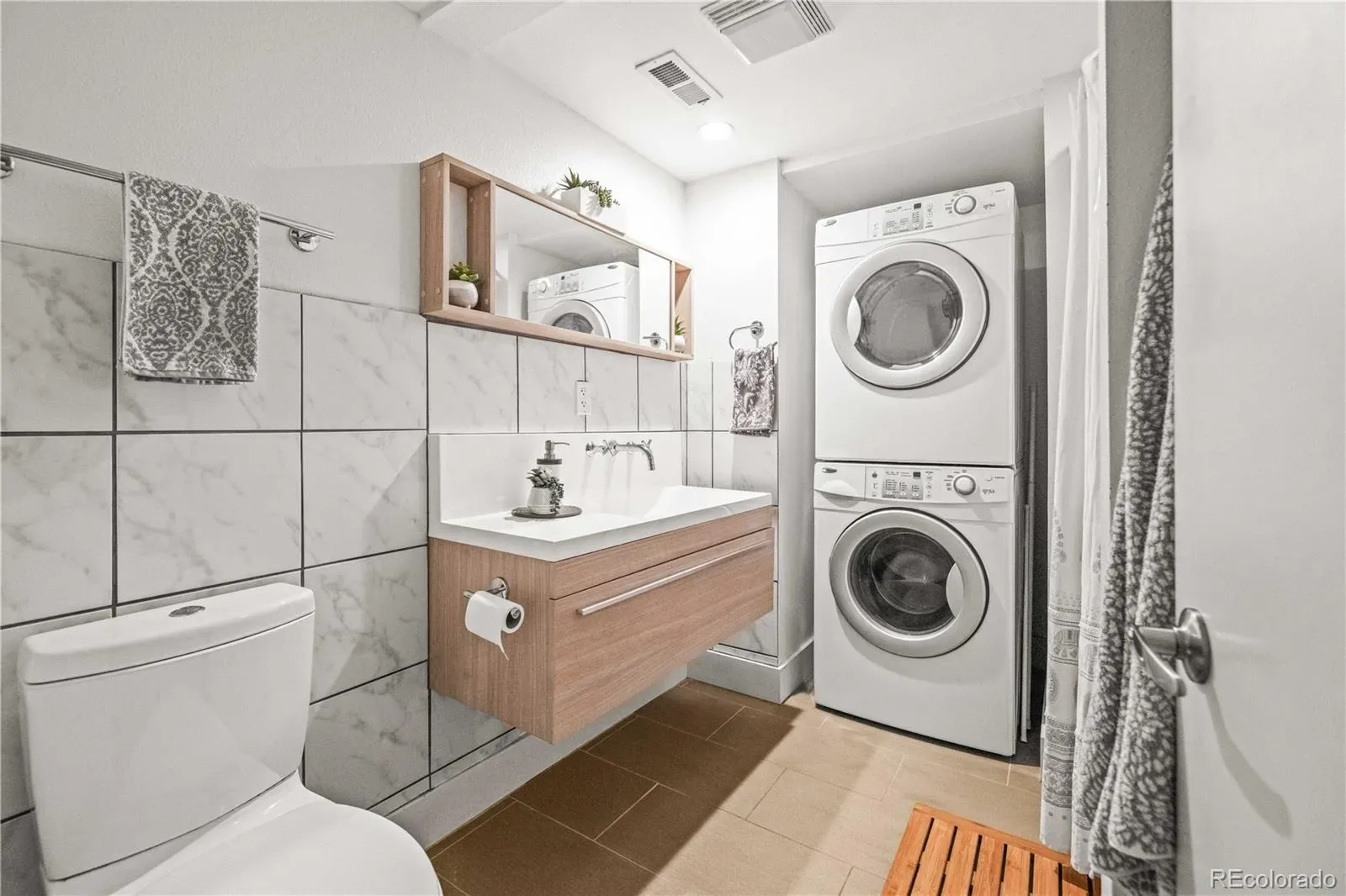 03262026232141 1600 21