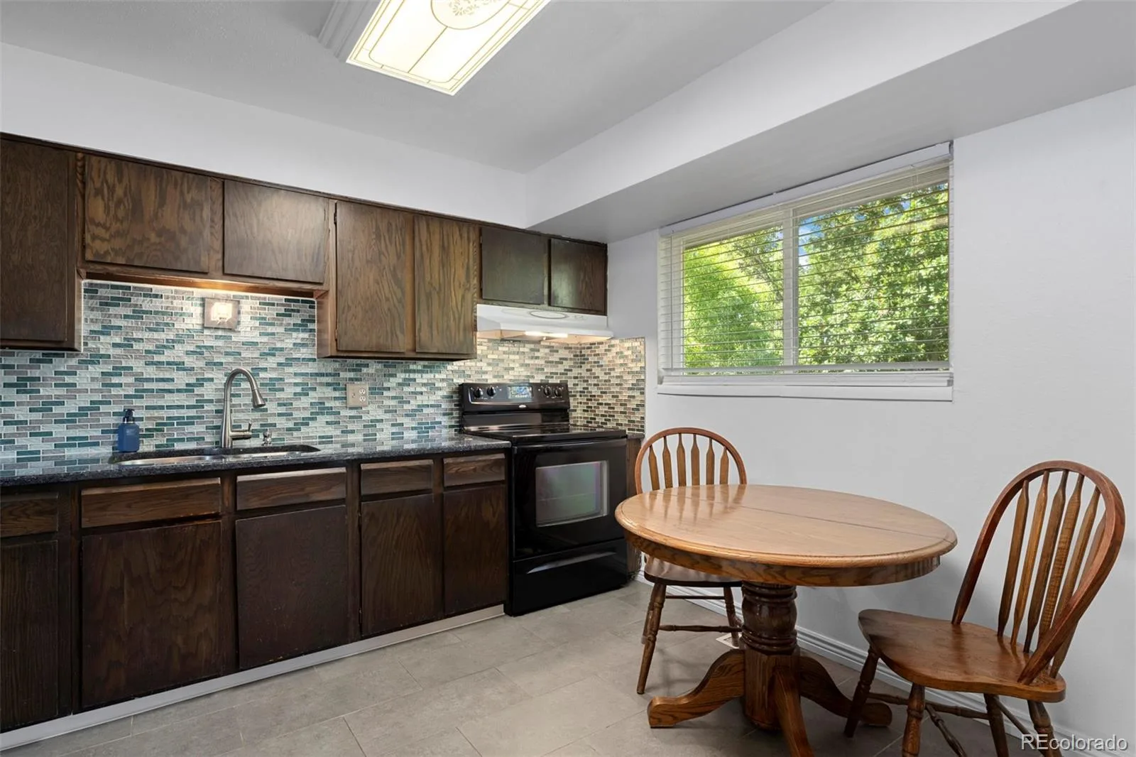 8692 W Fair Drive Littleton CO 80123 | MLS #REC4625444 06172026233620 1600 2