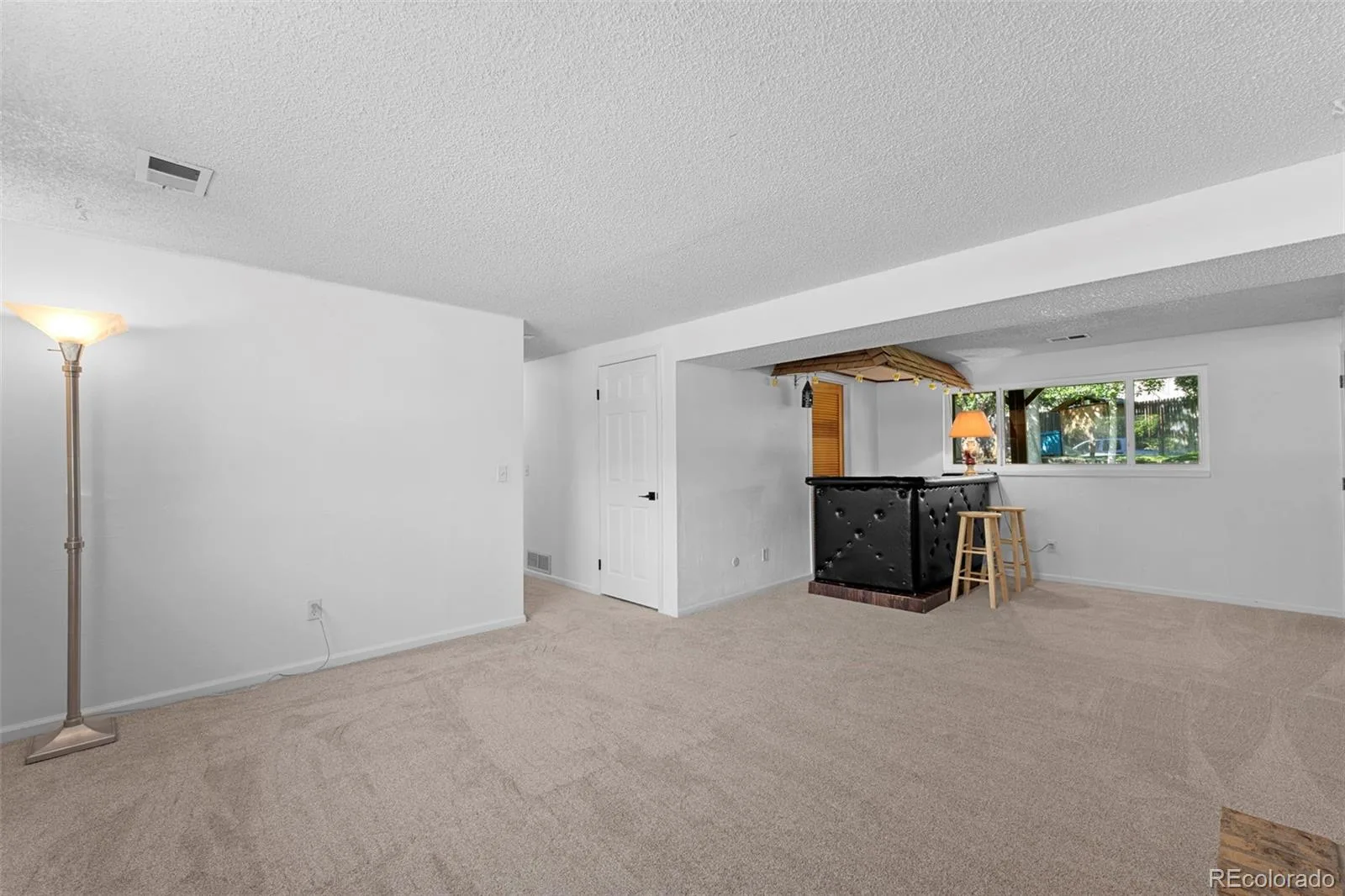 8692 W Fair Drive Littleton CO 80123 | MLS #REC4625444 06172026233620 1600 23