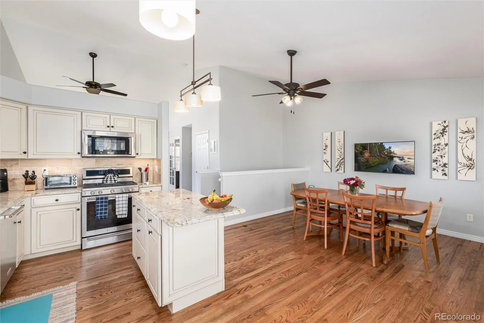 04062026230603 1600 12