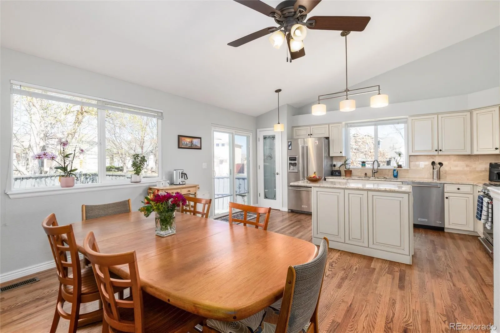 04062026230603 1600 14