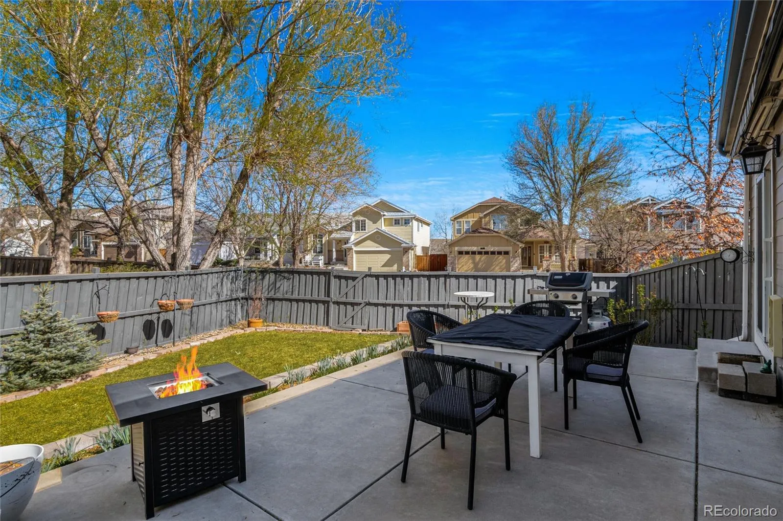 04062026230603 1600 15