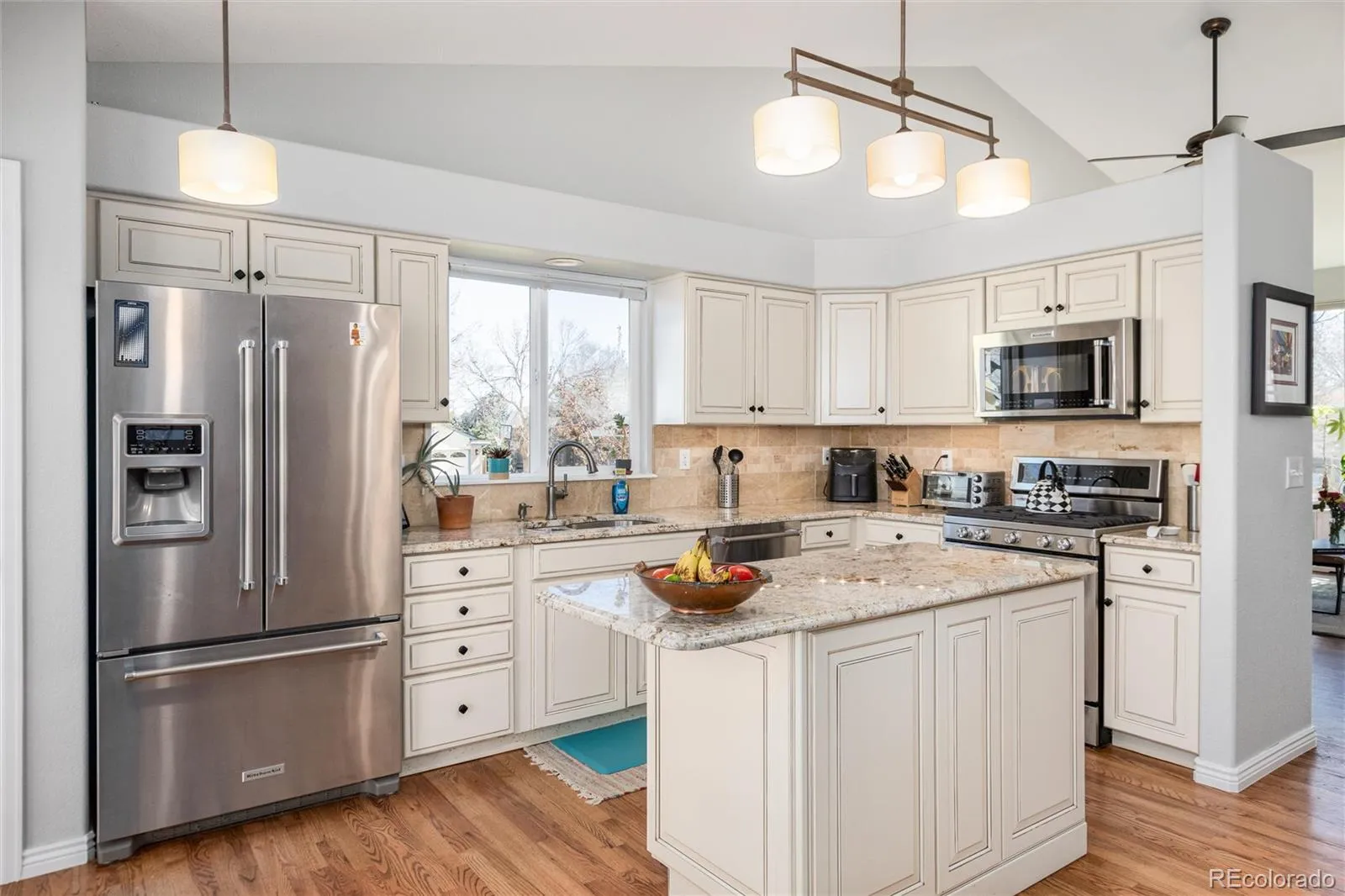 04062026230603 1600 8