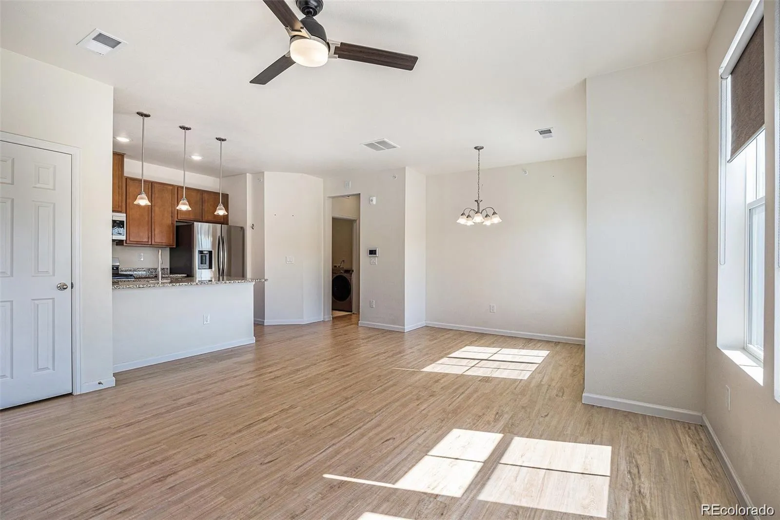 5755 S Buchanan Court #E Aurora CO 80016 MLS #REC4626190 05282026042621 1600 4