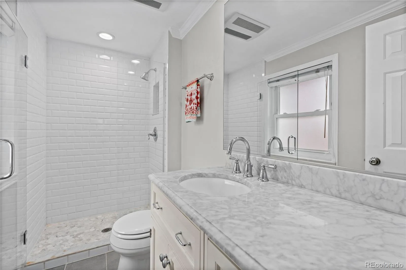3966 S Magnolia Way Denver CO 80237 MLS #REC4631249 07032026164127 1600 26