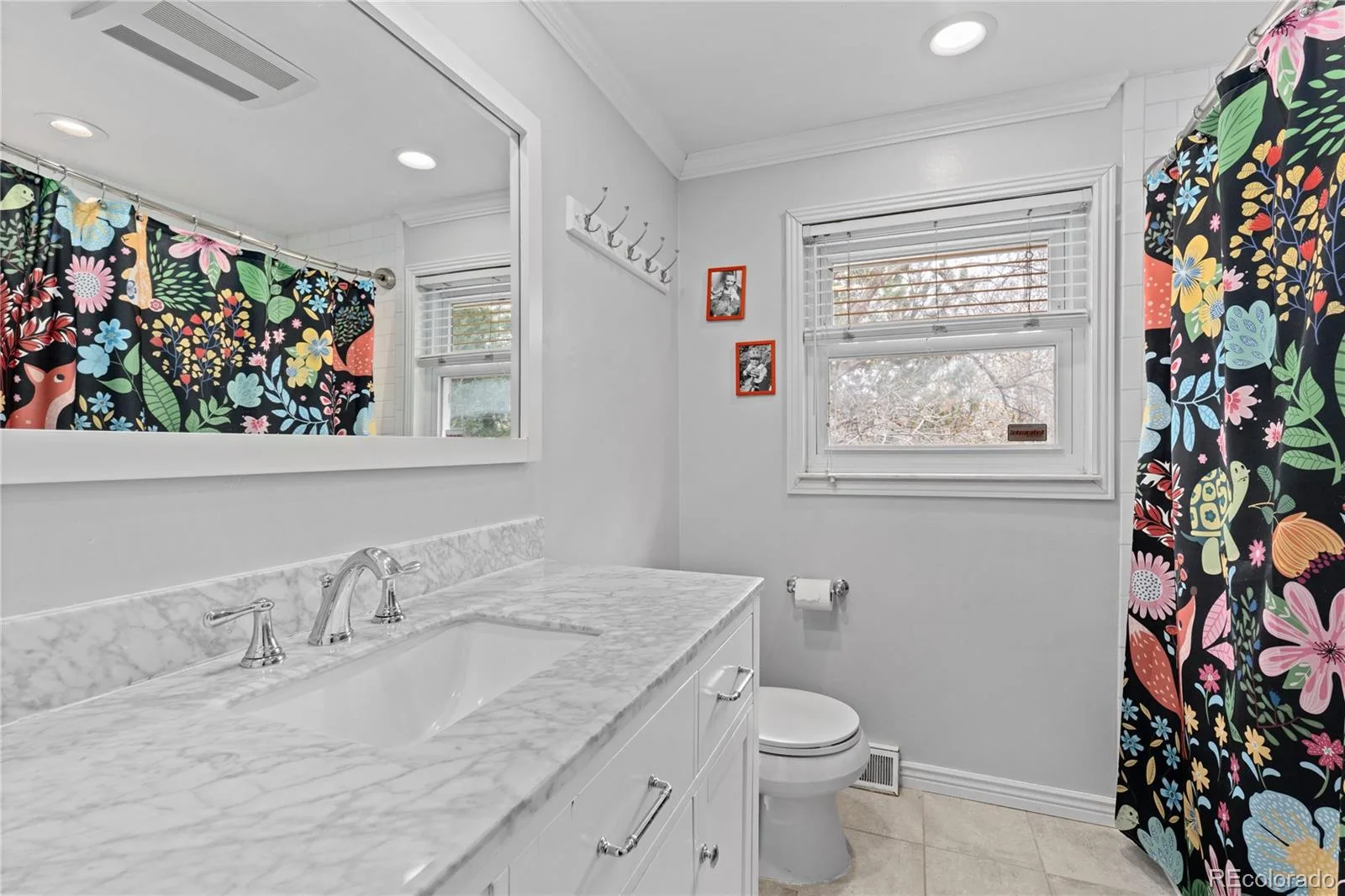 3966 S Magnolia Way Denver CO 80237 MLS #REC4631249 07032026164127 1600 28