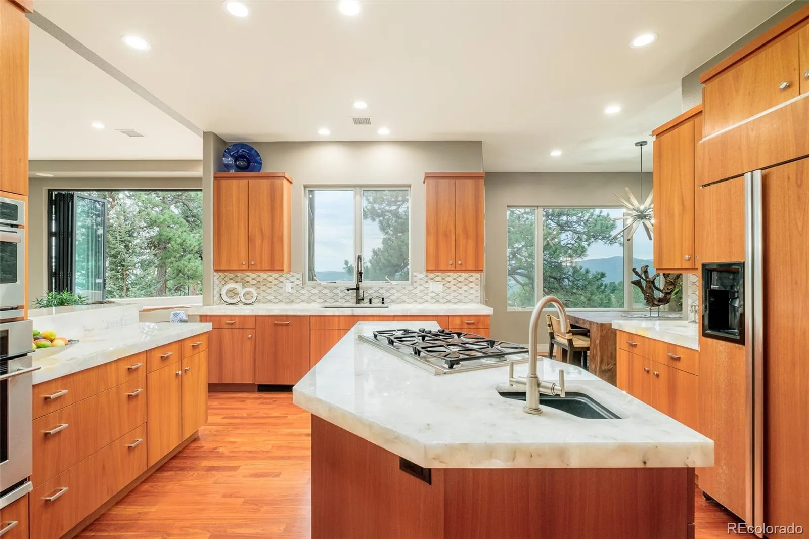 23534 Waynes Way Golden CO 80401 | MLS #REC4632903 08072026004213 1600 14
