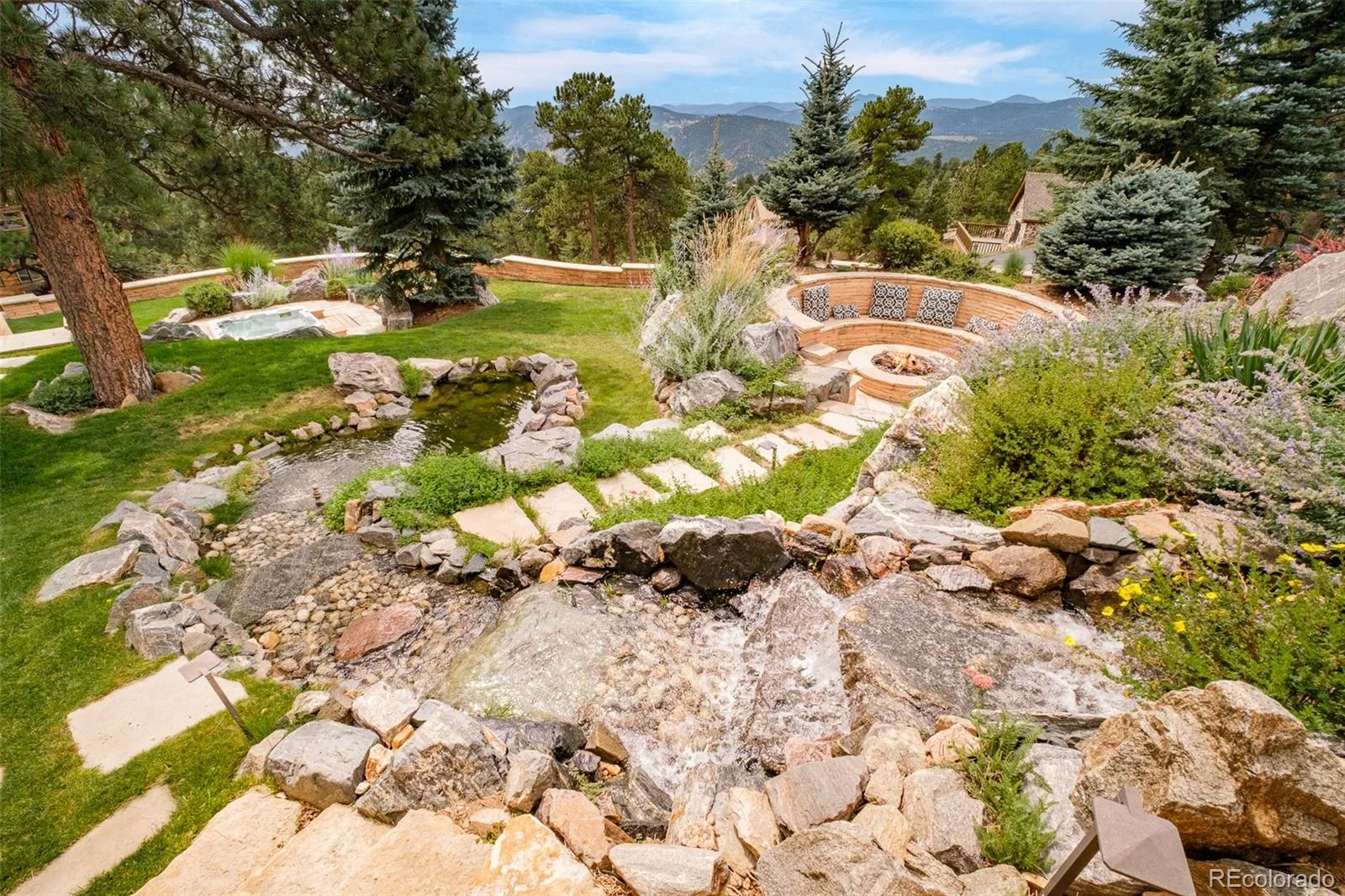23534 Waynes Way Golden CO 80401 | MLS #REC4632903 08072026004213 1600 36