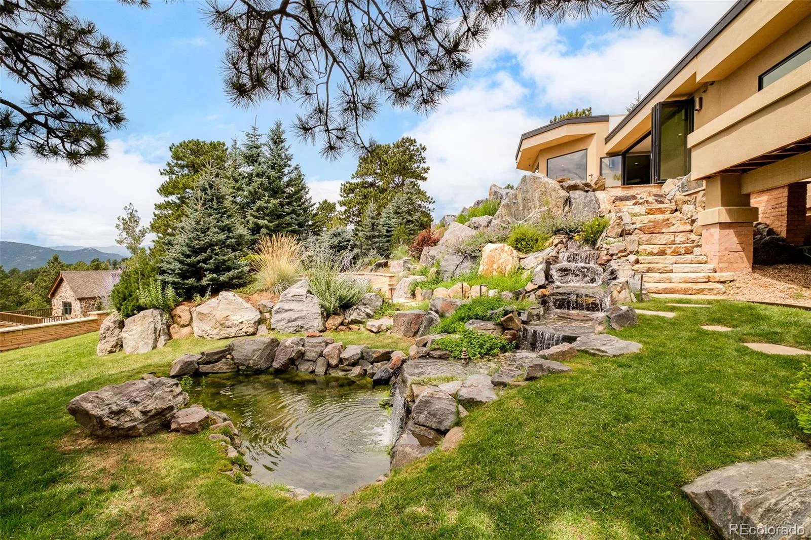23534 Waynes Way Golden CO 80401 | MLS #REC4632903 08072026004213 1600 38