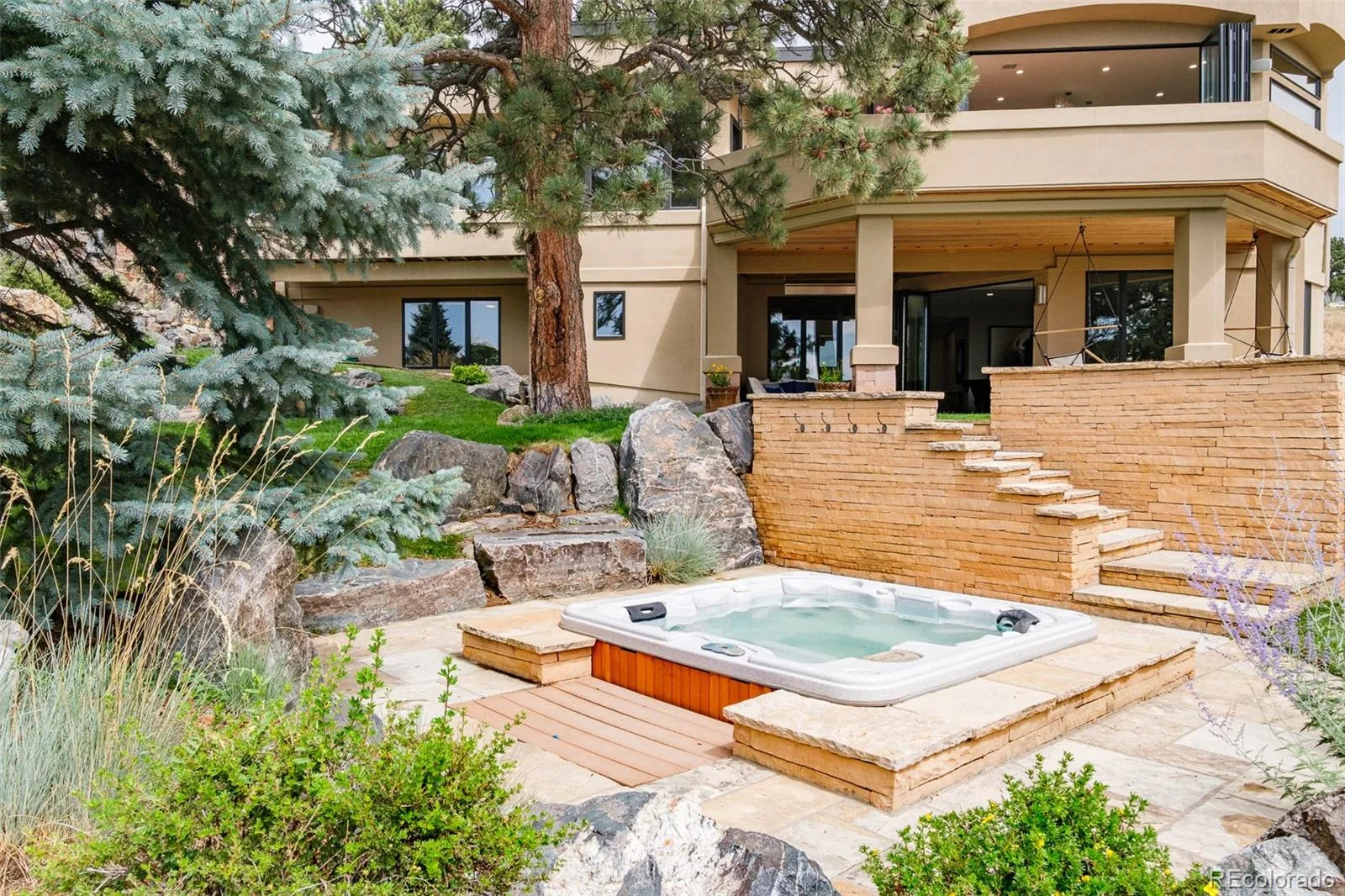 23534 Waynes Way Golden CO 80401 | MLS #REC4632903 08072026004213 1600 39