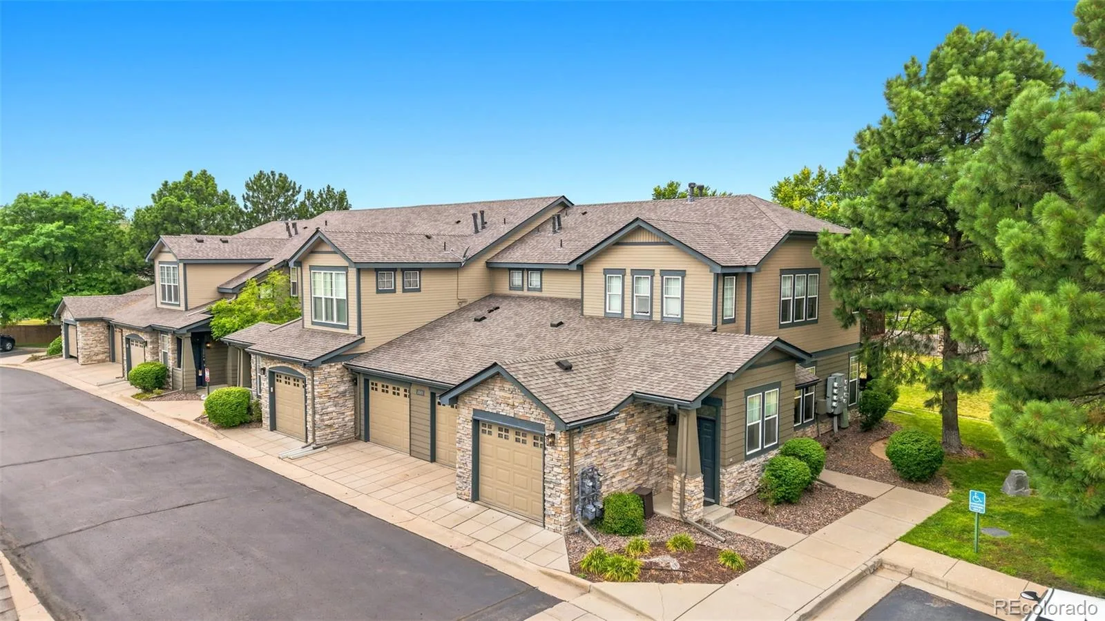 2143 S Fulton Circle #104 Aurora CO 80247 MLS #REC4634280 07192026194352 1600 21