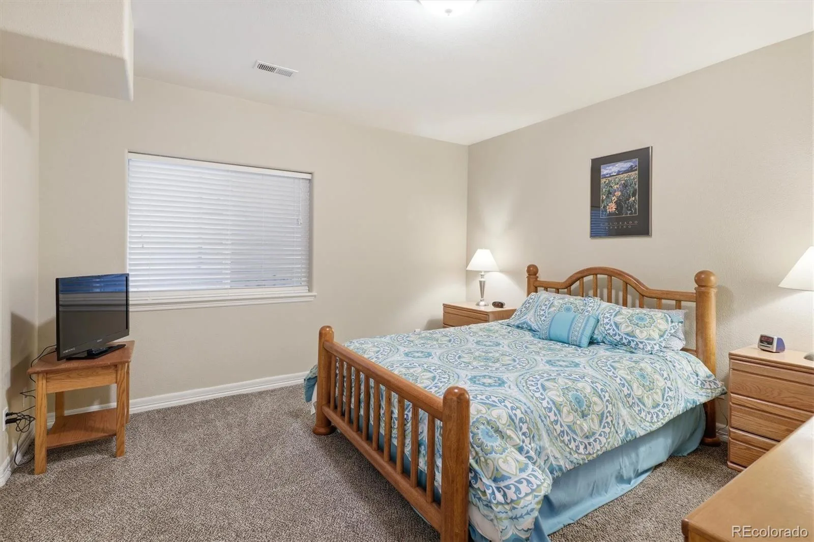 8231 S Shady Grove Court Aurora CO 80016 | MLS #REC4634952 10182026224219 1600 34