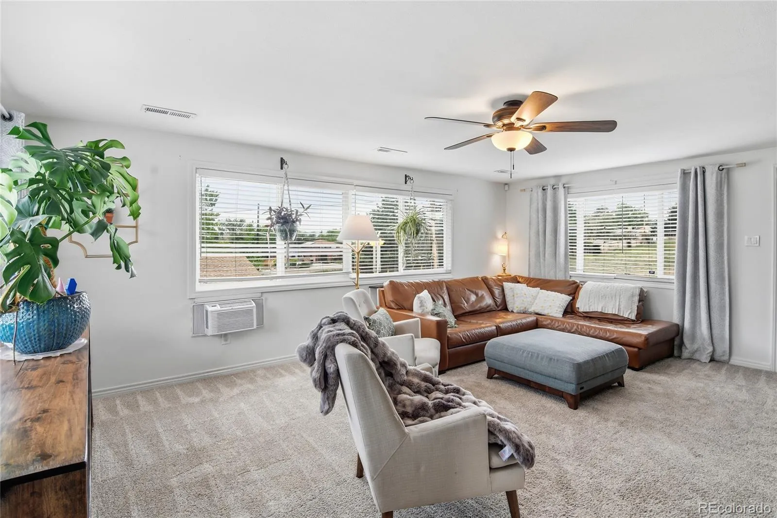9570 W 54th Place Arvada CO 80002 MLS #REC4635444 05212026184155 1600 11