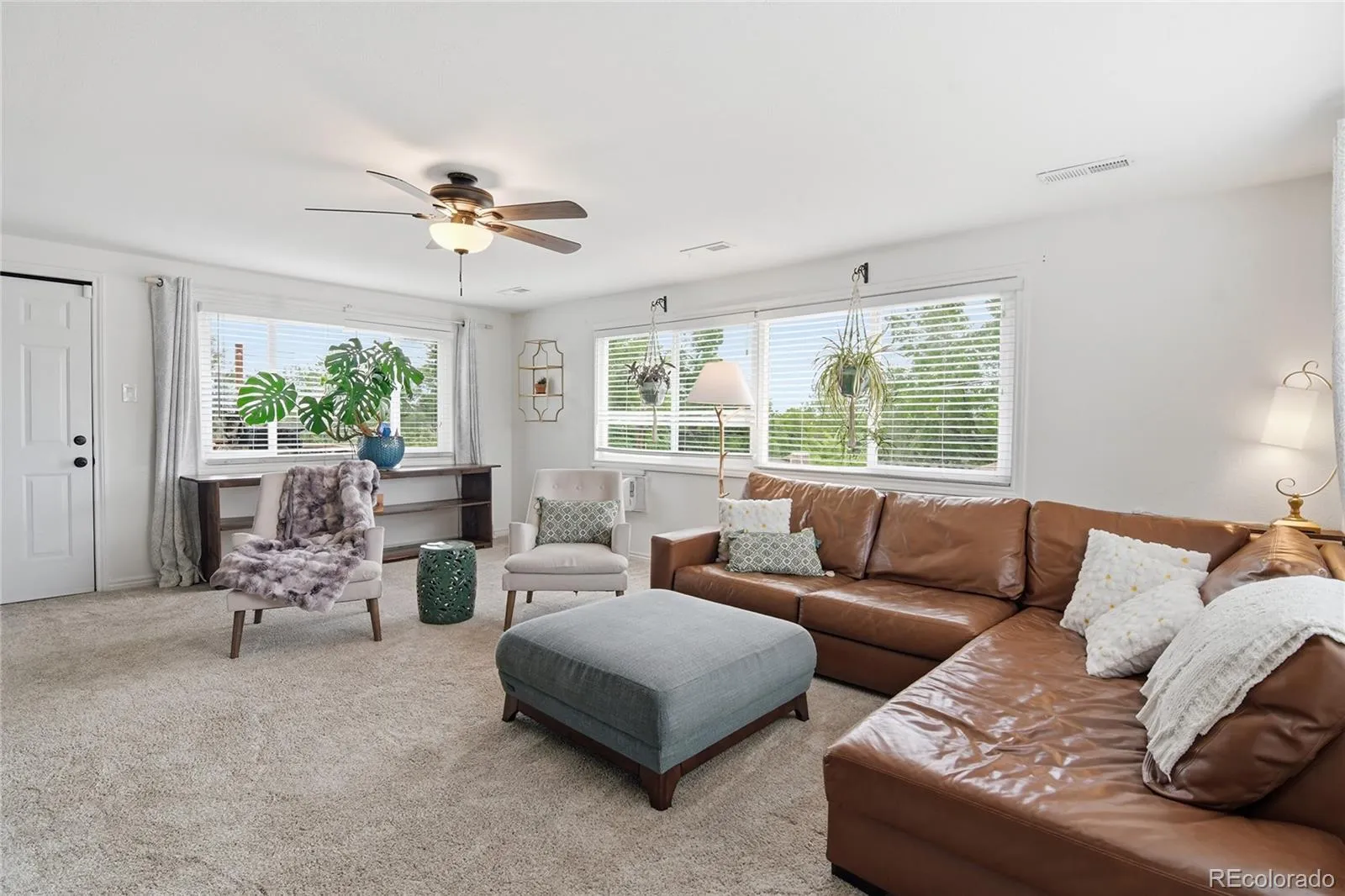 9570 W 54th Place Arvada CO 80002 MLS #REC4635444 05212026184155 1600 13
