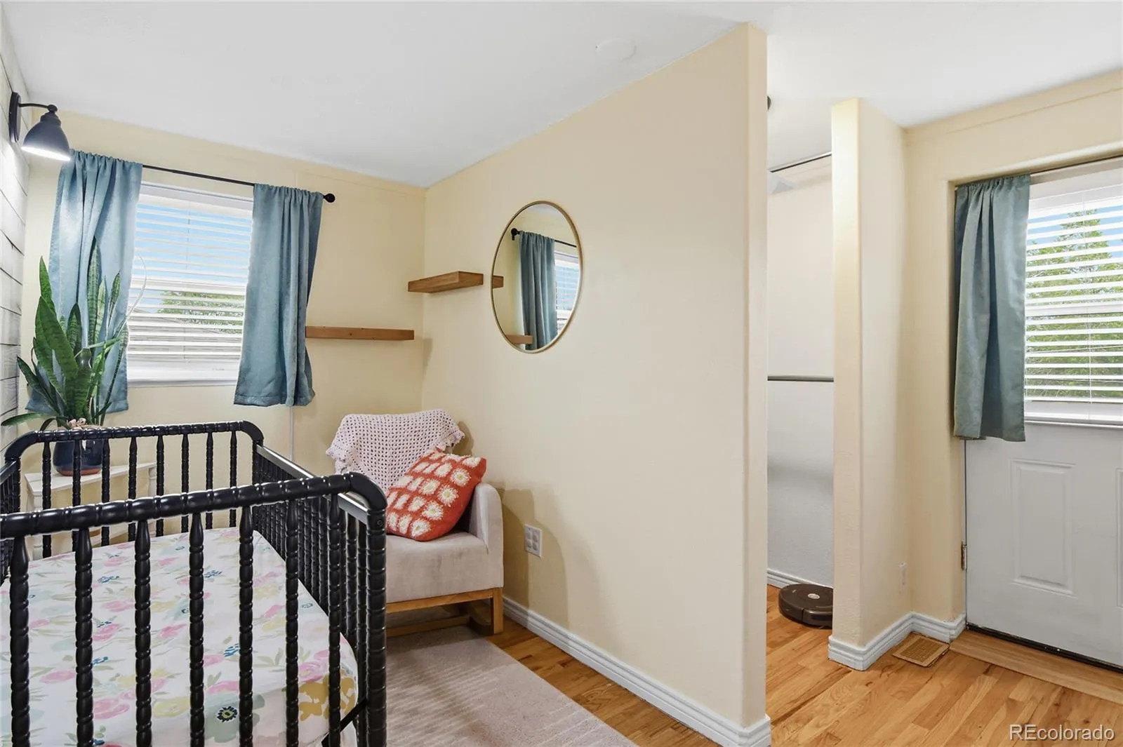 9570 W 54th Place Arvada CO 80002 MLS #REC4635444 05212026184155 1600 17