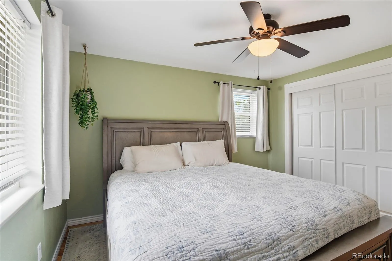 9570 W 54th Place Arvada CO 80002 MLS #REC4635444 05212026184155 1600 23