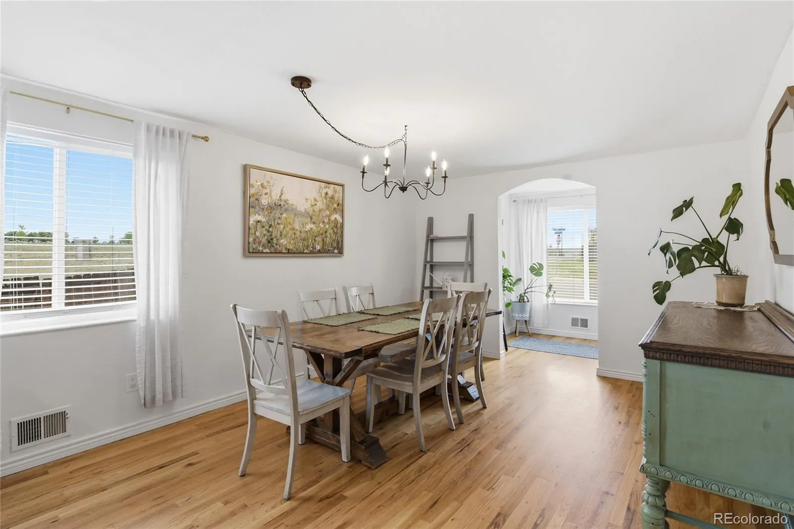 9570 W 54th Place Arvada CO 80002 MLS #REC4635444 05212026184155 1600 5