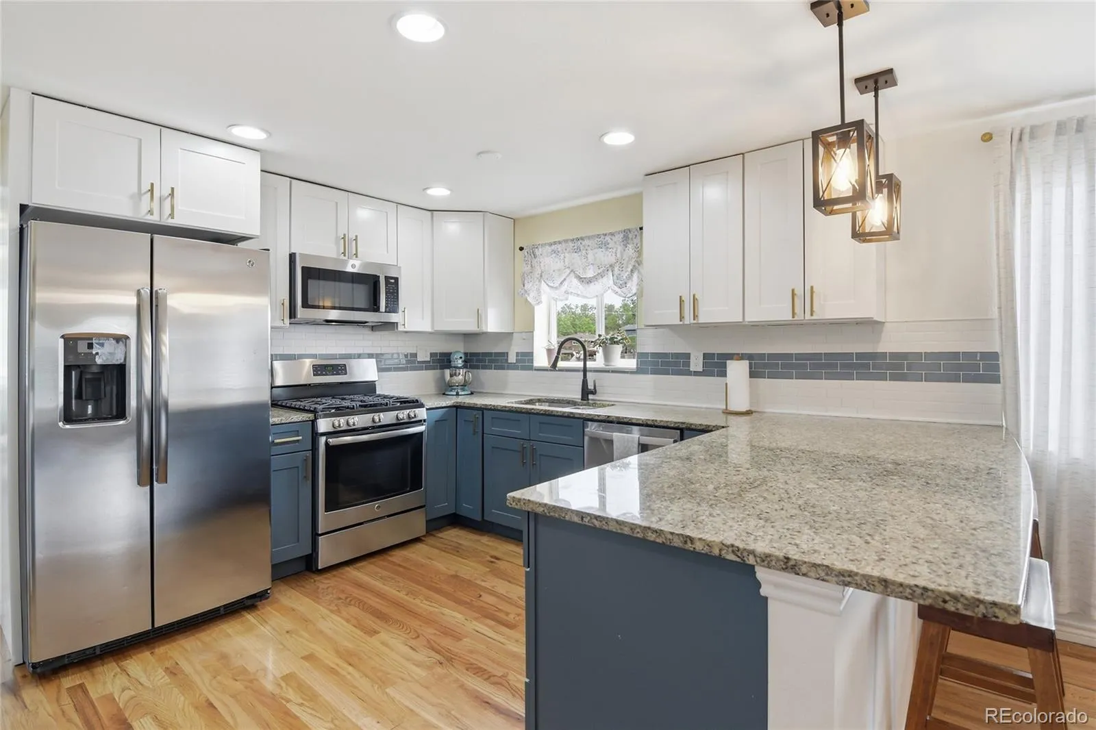 9570 W 54th Place Arvada CO 80002 MLS #REC4635444 05212026184155 1600 6