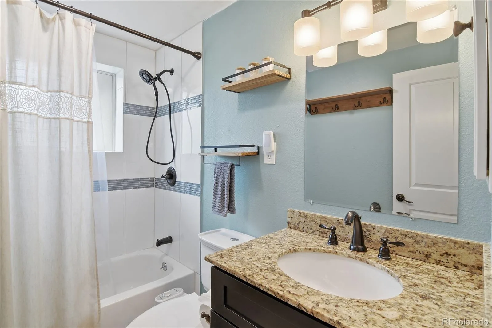 9570 W 54th Place Arvada CO 80002 MLS #REC4635444 06102026201303 1600 16