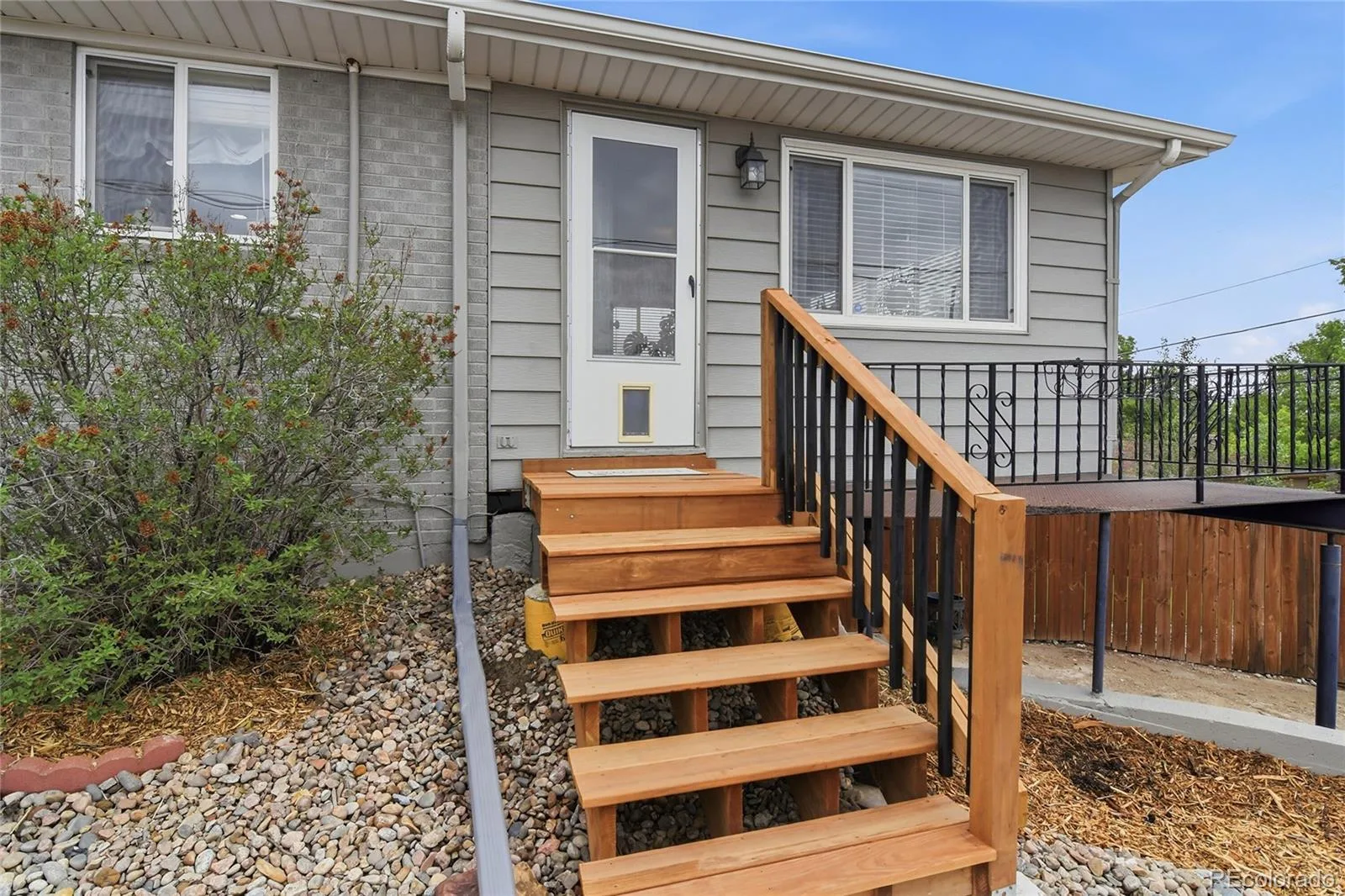 9570 W 54th Place Arvada CO 80002 MLS #REC4635444 06102026201303 1600 42