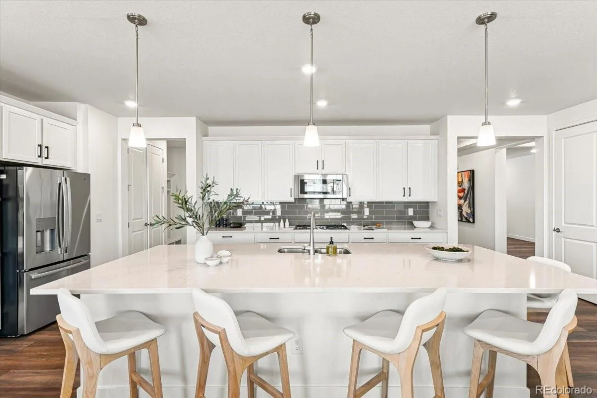 22441 E Narrowleaf Circle Aurora CO 80016 | MLS #REC4635754 08222026195045 1200 4