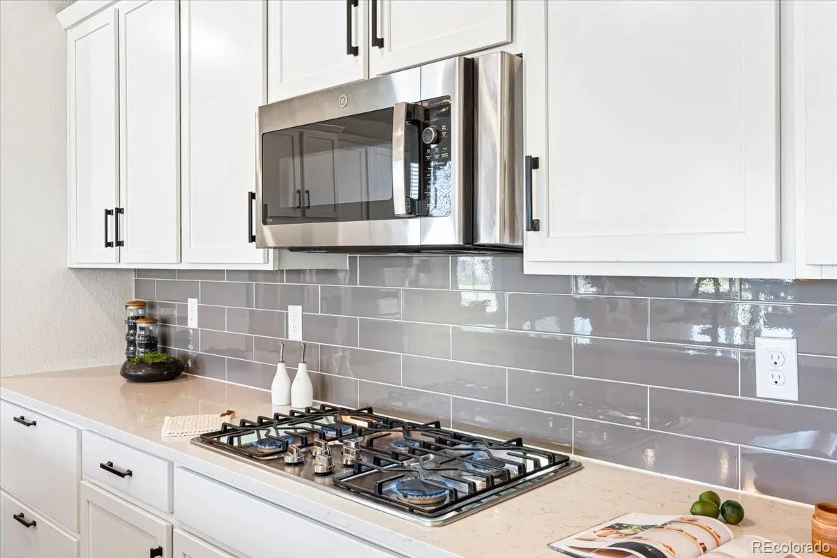 22441 E Narrowleaf Circle Aurora CO 80016 | MLS #REC4635754 08222026195045 1200 5