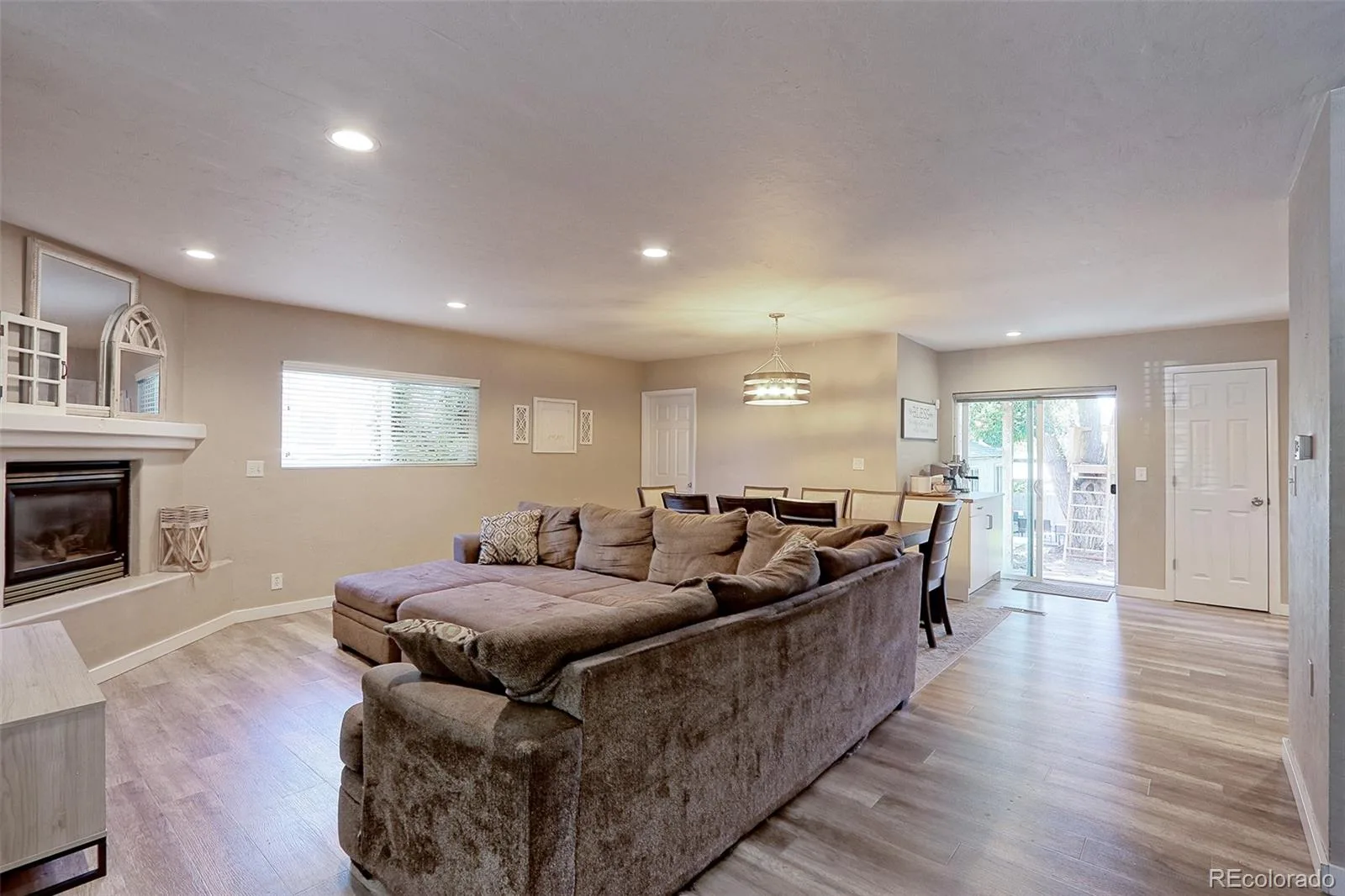 1536 S Meade Street Denver CO 80219 MLS #REC4636306 06132026012534 1600 1