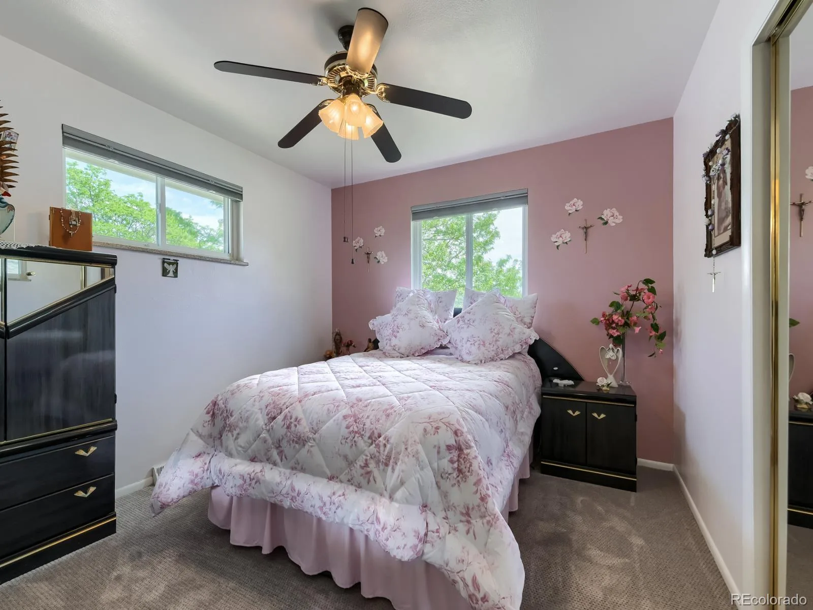 5321 King Court Denver CO 80221 MLS #REC4637362 06092026000807 1600 11