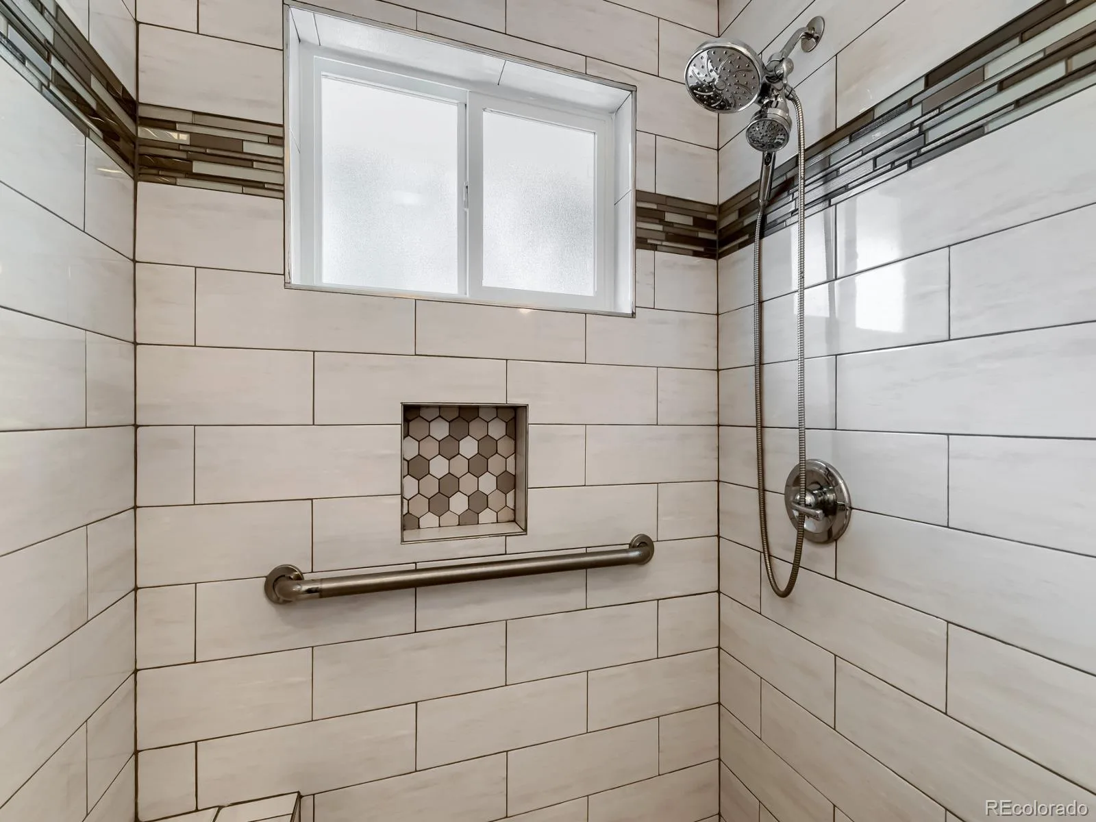 5321 King Court Denver CO 80221 MLS #REC4637362 06092026000807 1600 25
