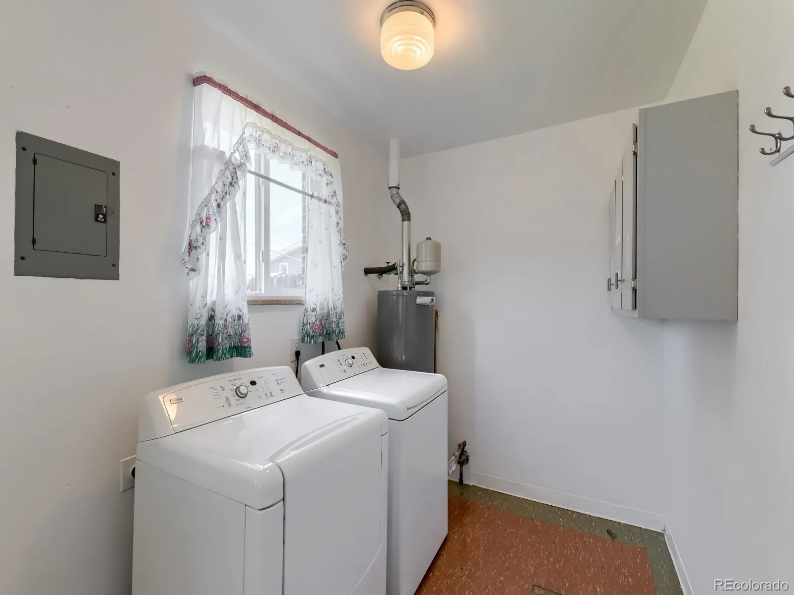 5321 King Court Denver CO 80221 MLS #REC4637362 06092026000807 1600 29