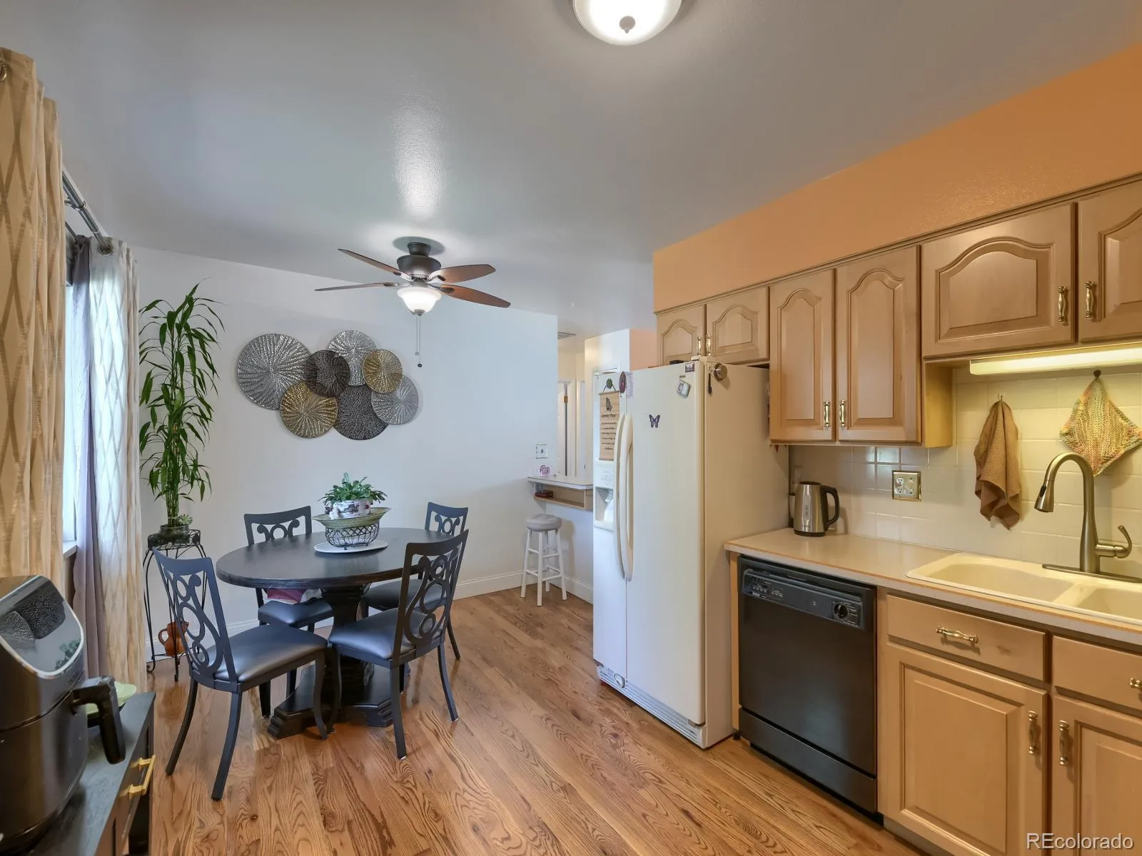 5321 King Court Denver CO 80221 MLS #REC4637362 06092026000807 1600 7